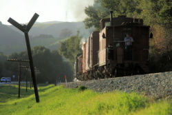 Heading back to tie up after a day's work. I'd say a hard day's work, but I'm not entirely sure working photo lines all day is all that hard.