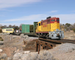 Coming off the small mesa, the railroad makes a hard right to turn south over this trestle