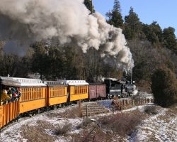 Once past Hermosa, the line starts climbing into the mountains