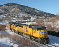 A wider shot at Palmer - I couldn't pick between 12 and 13, so you get to suffer through both.