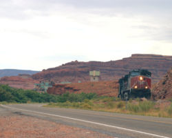 Switching having only taken a few minutes, SP 113 prepares to lead back east