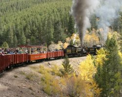 Rounding the upper part of the so-called "High Fill" - we're almost at Silver Plume