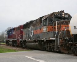 Out of what I believe was a desire to balance the ugliness on each of the trains, there's another HALX ex-B&M/Guilford GP40-2 - 502 this time.
