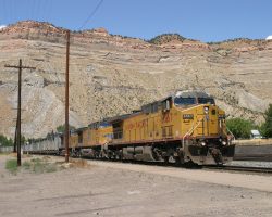 Returning to Helper on the chance the DRGWs might go out with the Dirt, we find 6567 coming into the yard