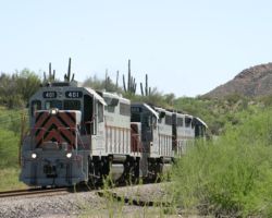 A couple miles short of the loadout, CBRY 401 plods north under the sagauro.