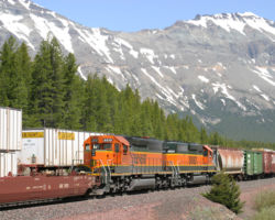 Mid-train helpers! These are the two stationed out of Essex - BNSF 6819 and 6820