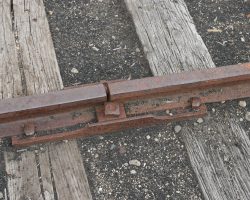 One of the interesting items about the recreated trackage is the use of original South Park Fisher-type rail joints. Bizarre things - can't say as I've ever seen joints like this before.