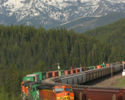BNSF 4746 meets BNSF 4816 at the Marias crossovers, just west of Marias summit