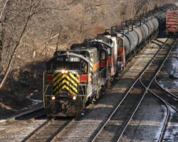 BICB-24 and crew arrives at the east end Iowa City yard