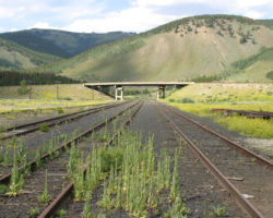 The end of our adventures for the day, looking towards the unique US 24 bridge over the Pando yard
