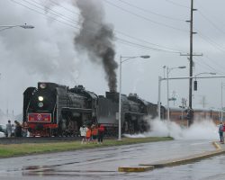 Here's Sunday's run to Muscatine, having been turned and once again heading north in the afternoon (DJH Photo)
