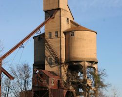One of the more impressive railroad relics in Macon is the old Central of Georgia coaling tower, still standing today.
