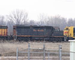 Also in NRE's collection is DRGW 3060, a GP40 (not -2)