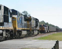 As 635 is passing, CSXT 4824 comes up from the south, for a meet right in front of the railfan platform.