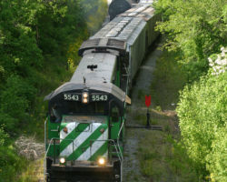 Switching done, 5537 and crew are about to head south at Dyer, TN