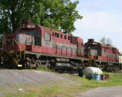 WTNN 1852 and 1853 - the two low-nose RSD12s that actually run