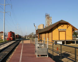 Here's the Grapevine, TX, depot on 7-Feb-2004