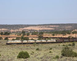 The empty train comes around the loadout loop at the Kayenta end of the line.