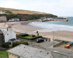 And the other direction from the same spot, looking over at the breakwater.