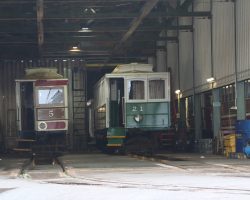 Inside the west stall, we see cars 5 (one of the 1894 "tunnel cars") and 21 (an 1899 "winter saloon" car).