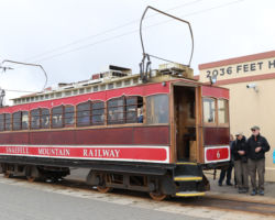 It's boarding time!  #6 is getting ready to make its downhill run.  I'm freezing, so I think I'll take advantage and get on board.