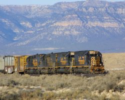 Approaching the trestle a few miles west of the Banning loadout