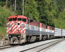 The SBU alive again, the crew of PGNV pulls up to the crossing to retrieve their crewman.