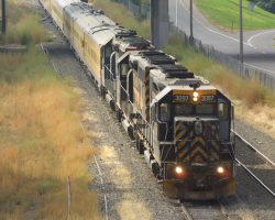 First sighting nearly four hours late on the original schedule at 1000h, after I thought I'd missed him entirely. DRGW 3097 lead DRGW 3128 and SSW 7652 down the grade at Minnequa, by the old Colorado Fuel & Iron plant.