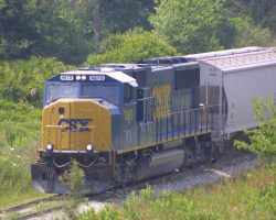 First train of the trip - CSX 4678 in YN3 "Dark Future" paint south of Mulberry, FL on Tuesday (30-Apr) morning.