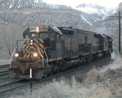 The helpers from the westbound MDVRO-02 return to the yard