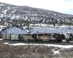 3154 again leads through the bottom horseshoe at Gilluly, UT