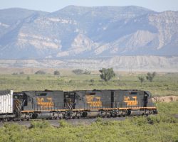 Heading on up the branch towards the Banning coal loadout.