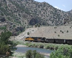 Below Texas Creek, 4091 and 5356 prepare to round yet another bend in the river
