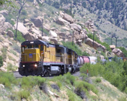 The westbound (overpowered) MDVRO hurries up the hill about halfway between Castle Gate and Nolan.
