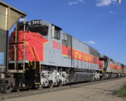 If one photo of an MK5000C is good, two is better.