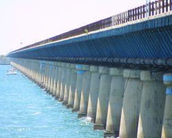 A more compressed look at the eastern side of the Seven Mile Bridge. That's Pigeon Key in the distance.