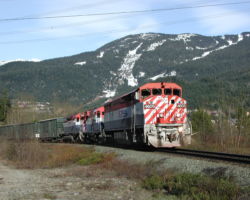 The final direct sunlight for the day hits 4605 as it leaves Whistler without helpers.