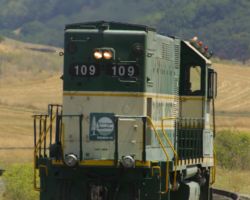 Passing under the bridge at Napa Junction, CFNR 109 is headed back to the engine house for the day.