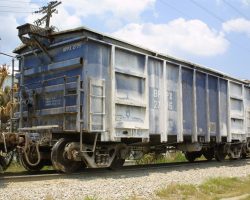 Freight car lovers, rejoice! The Bone Valley lines are a whole mismatched collection of oddball cars - I'll share some of the variants I happened to catch on camera. Seen here is BPPX 2775 with a load at Mulberry, FL.