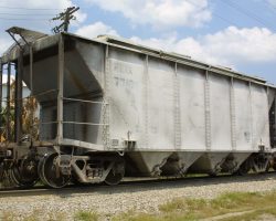 Big FLIX (7719). These, along with the small and medium FLIX cars and BPPX cars are often found intermixed in the same trains.