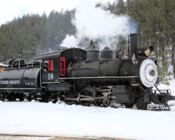 With all the deep snow, the one chance I'd gotten at a good ol' 3/4 roster wedge shot all day.