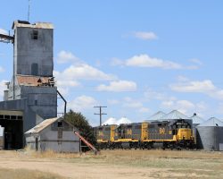 Passing by the old elevator at Sheridan Lake. The new one is behind me. Yes, for the purists, I photoshopped out the pile of tires and junk.