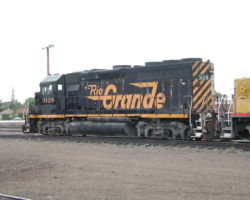 A better view of DRGW3128 leading the lineup