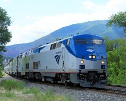First sighting of a late #6 at Glenwood Springs, about 3h30 down from schedule. Western Colorado was hot with a lot of big puffy clouds, so the light was rather sketchy.
