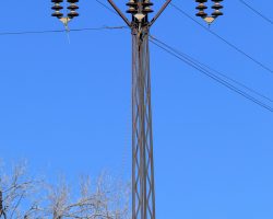 The whole pole on the north side of Highway 92