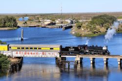 Crossing the Caloosahatchee Canal swing bridge at Moore Haven
