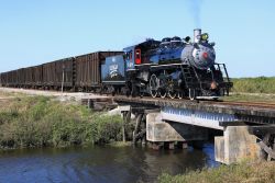 The Okeelanta Branch crosses the Miami Canal about 9 miles south of Lake Harbor