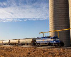 As the sun fades, the crew ties up for the day.  My guess is they'll load the cars first thing tomorrow.