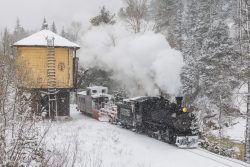 We started with a run all the way to Needleton for the first shot to take advantage of fresh snow as far up in the canyon as possible.