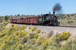 One of the big fills east of Whiplash in the afternoon. The light is pretty high and hazy, so it's tough to find spots.